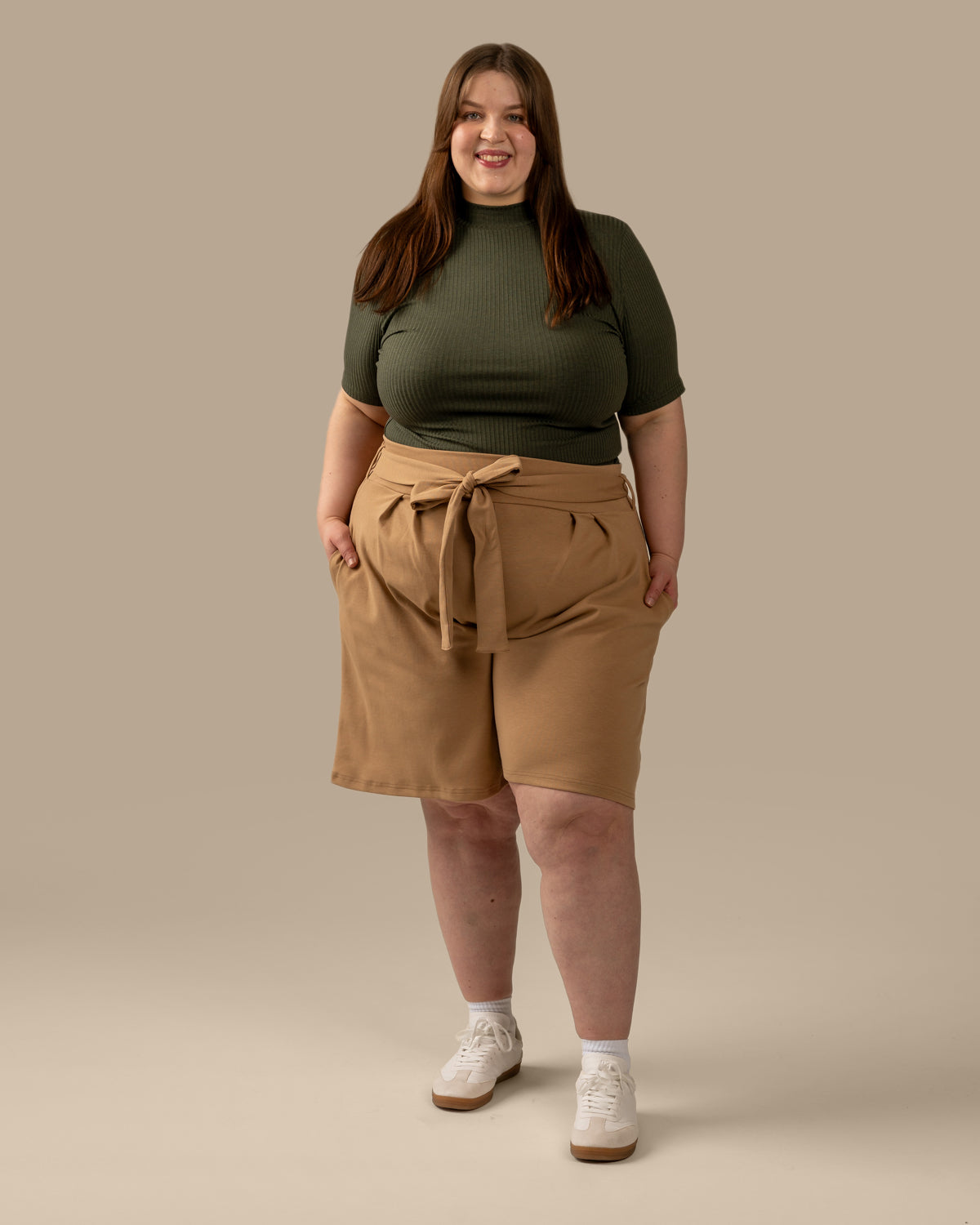 Mukava shortsit, beige Toive.