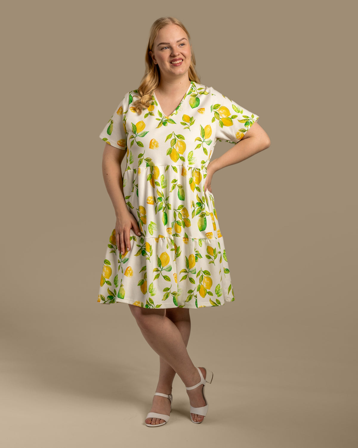 V-pääntiemekko, Limone Toive.