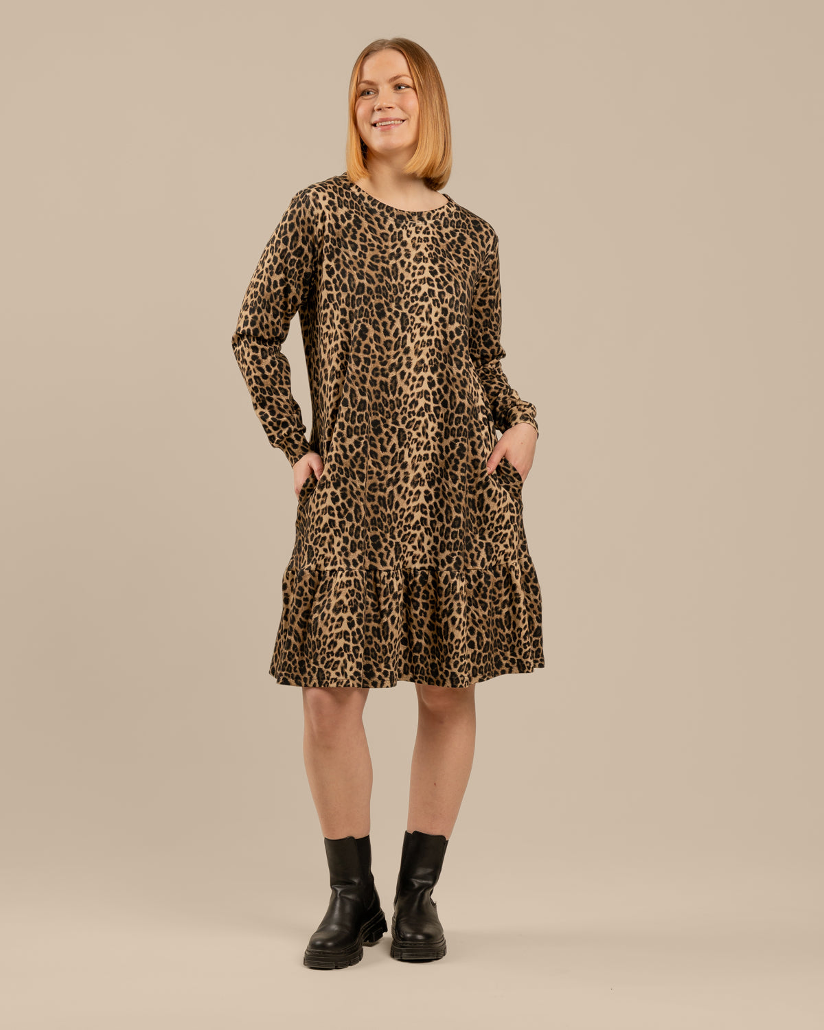 Lempi mekko, leopardi Toive