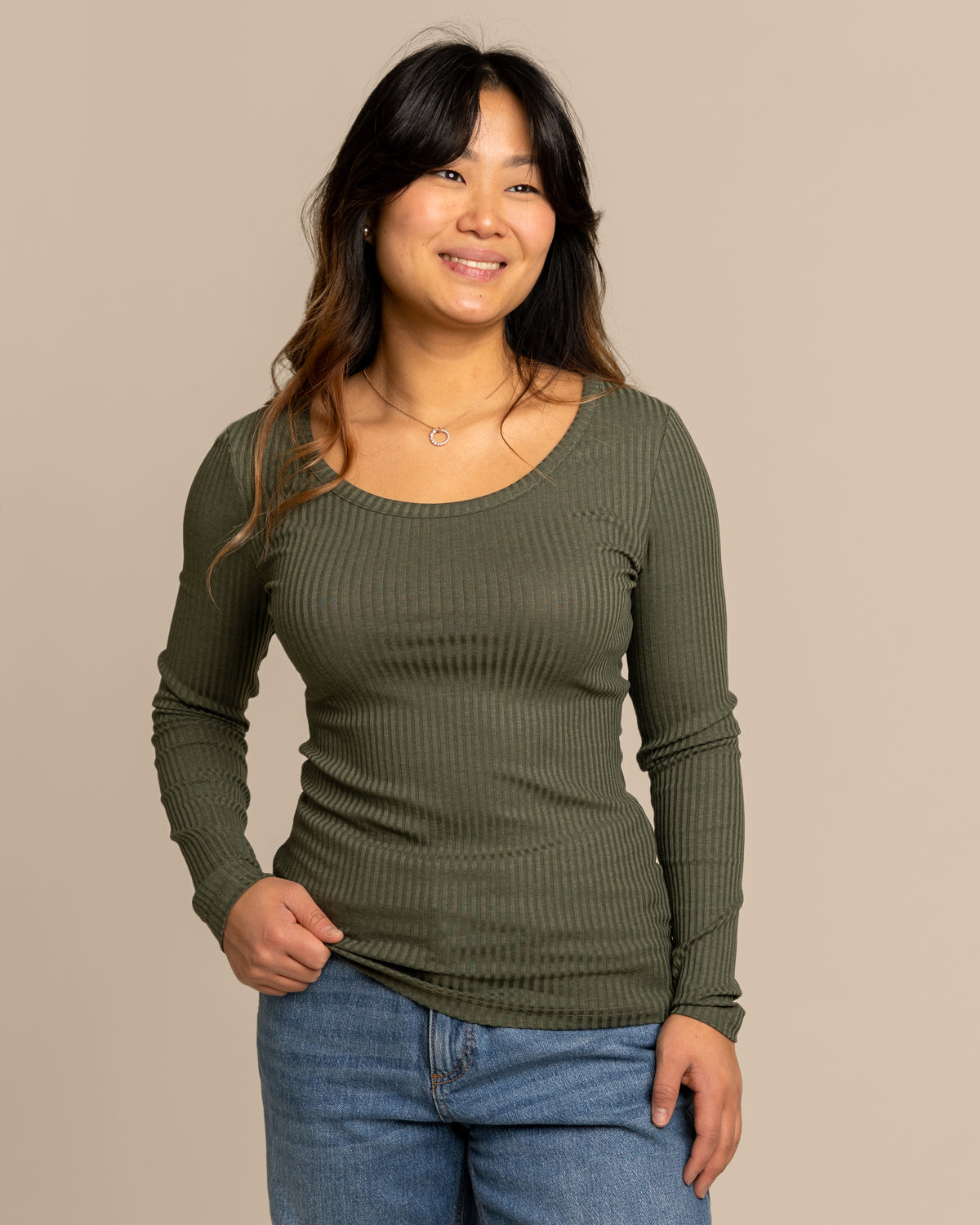 Ribbipaita, khaki