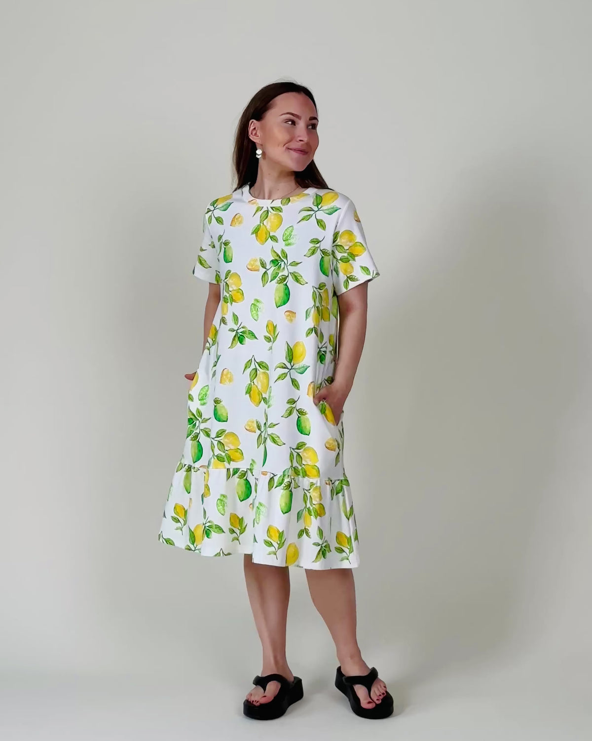 Limone poimuhelmainen mekko video